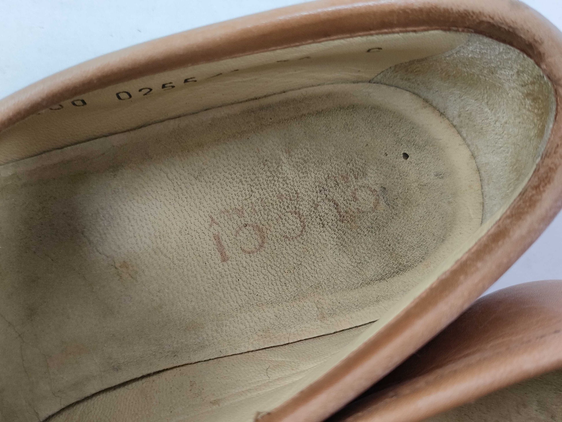 GUCCI Horsebit Loafers