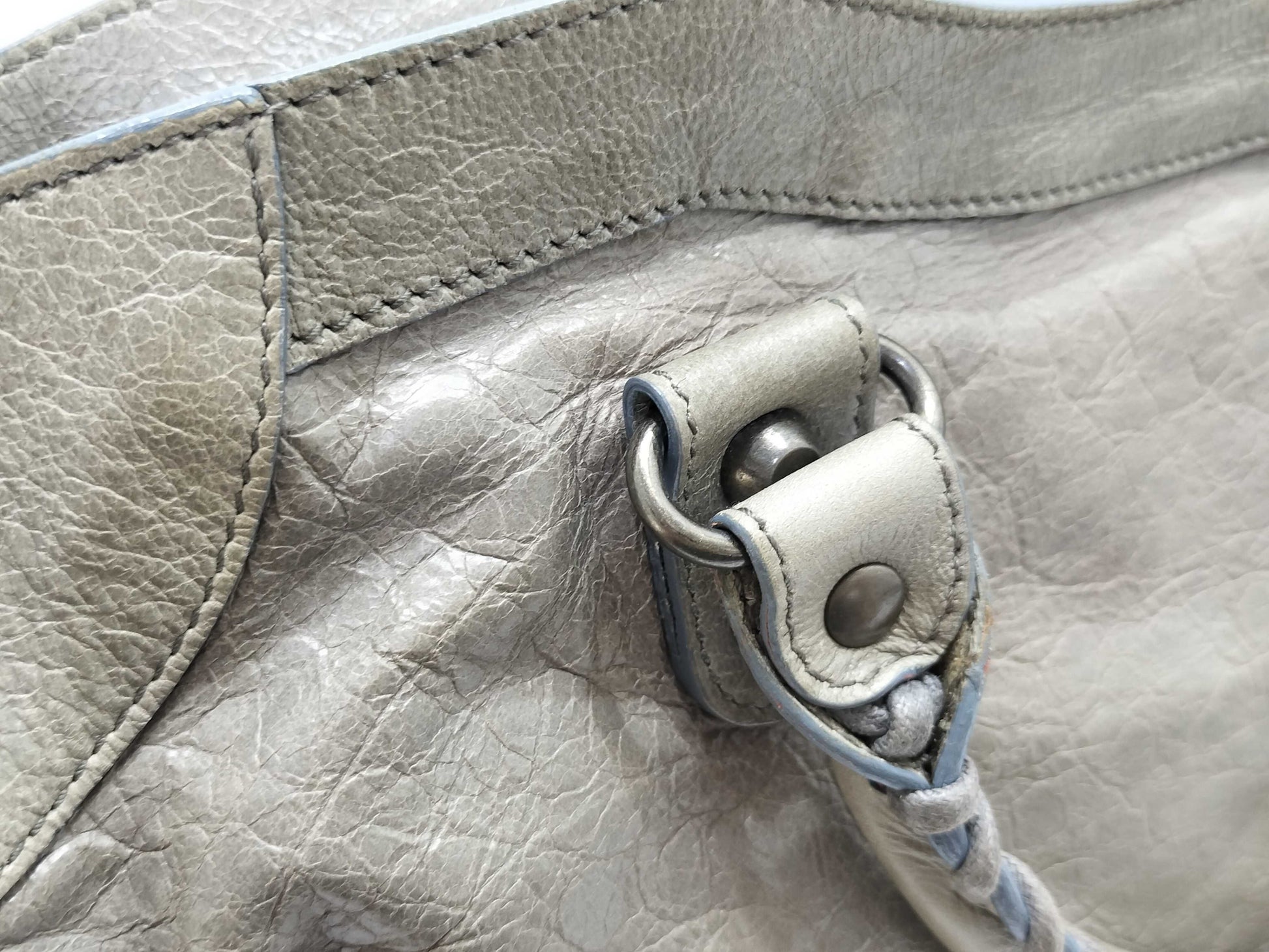 BALENCIAGA The City Balenciaga City Handbag Handbag