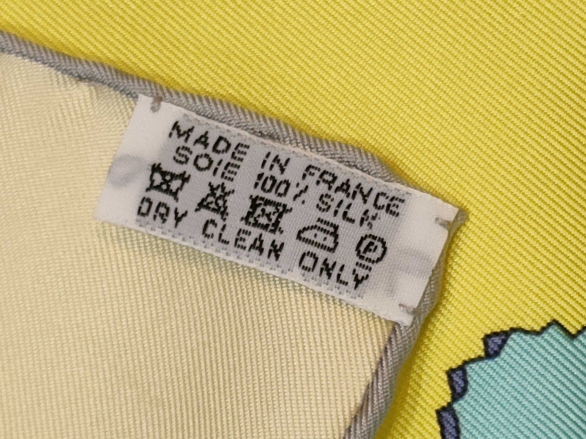 HERMES Carre Hermes Scarf Collection Scarf