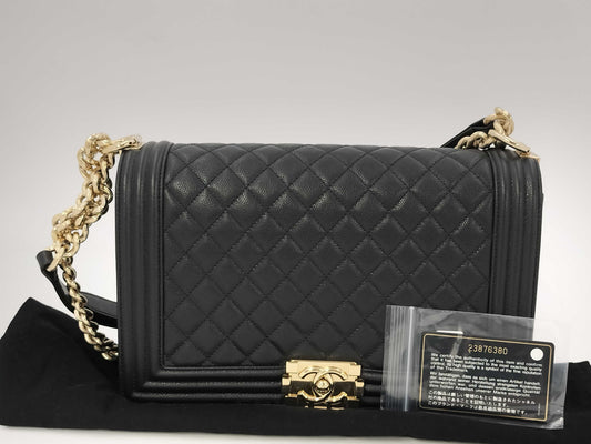 CHANEL Matelasse Boy Chanel Chain Shoulder Bag