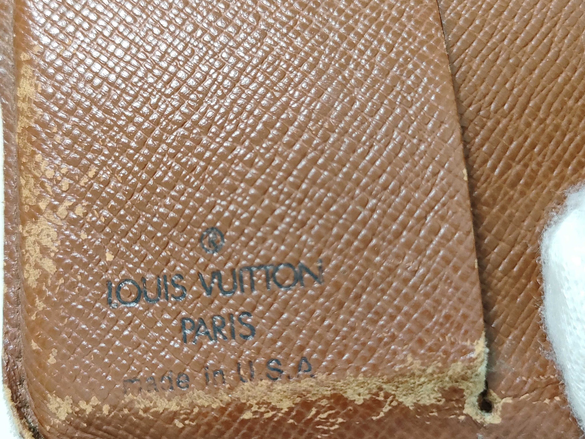 LOUIS VUITTON Monogram Louis Vuitton 5-Piece Wallet Set