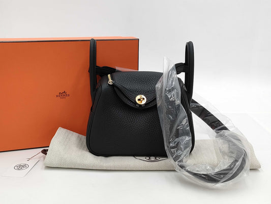 HERMES Lindy Mini Taurillon Black Shoulder Bag with GD Hardware and Double Stamp