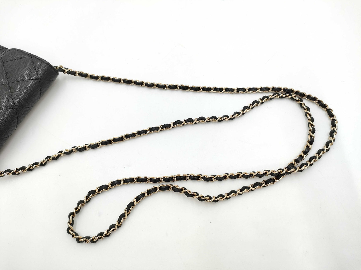 CHANEL CHANEL Matelasse Caviar Leather Chain Shoulder Wallet with GD Hardware Shoulder Bag