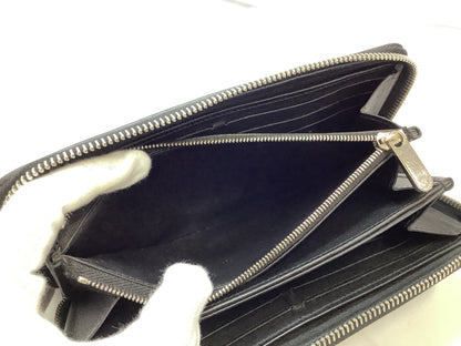LOUIS VUITTON Mahina Zippy Wallet