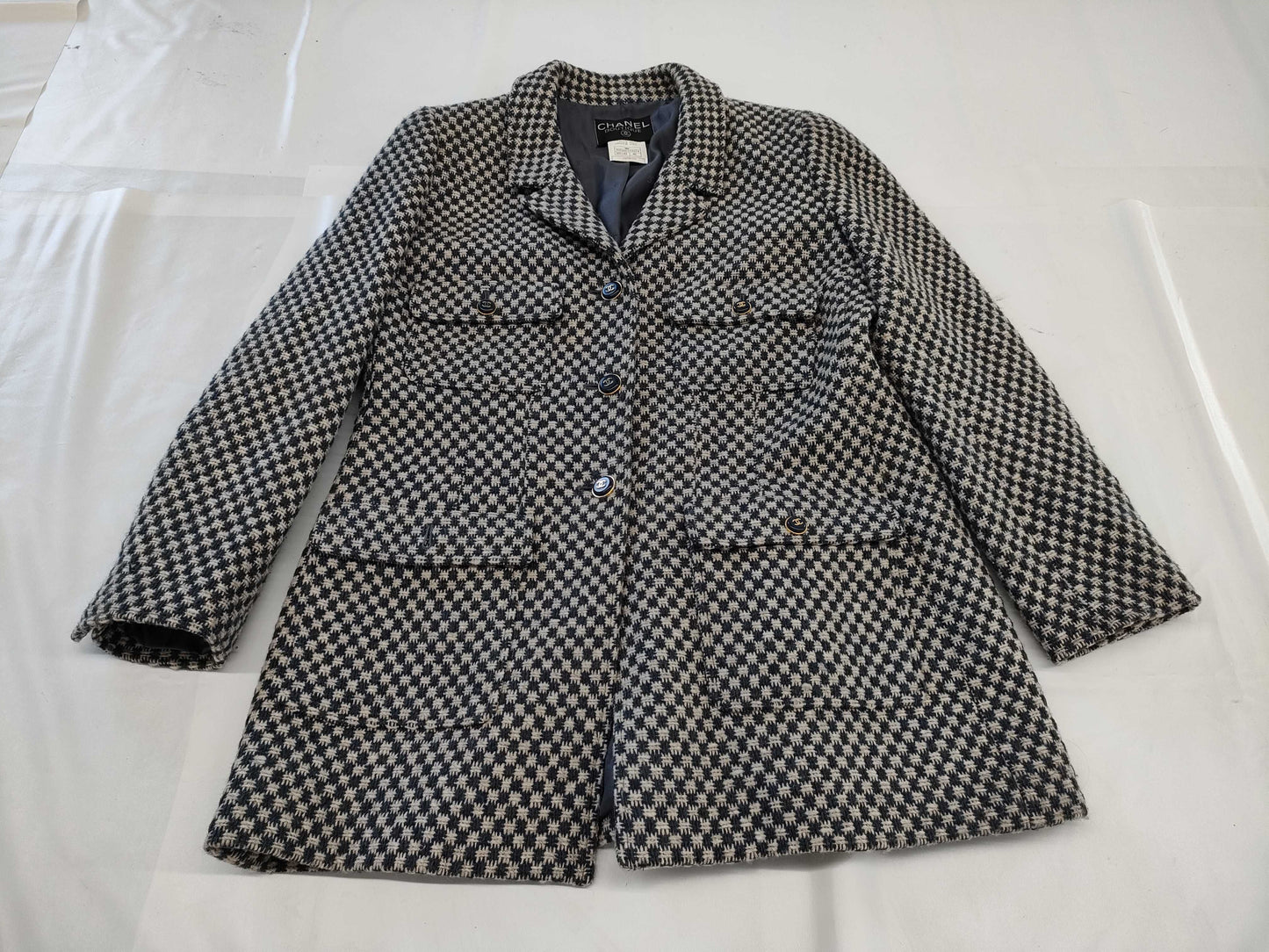 CHANEL Tweed Jacket 95A Size 46