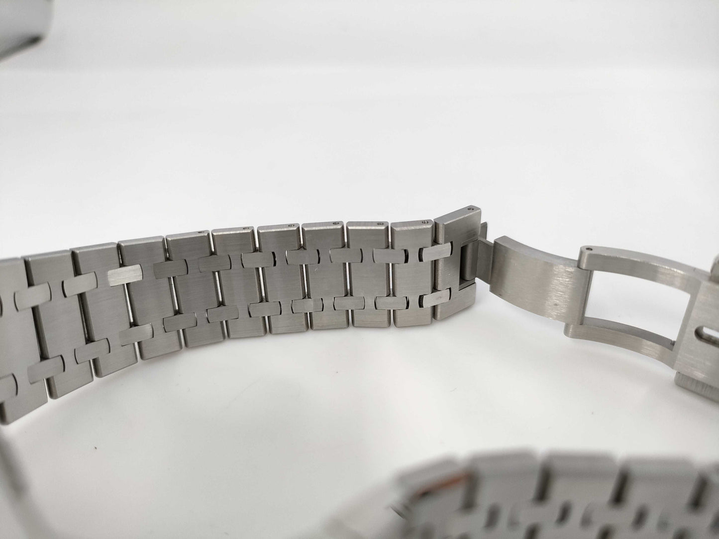 AUDEMARS PIGUET 15510ST.OO.1320ST.08 KM2628X Automatic Men's Watch