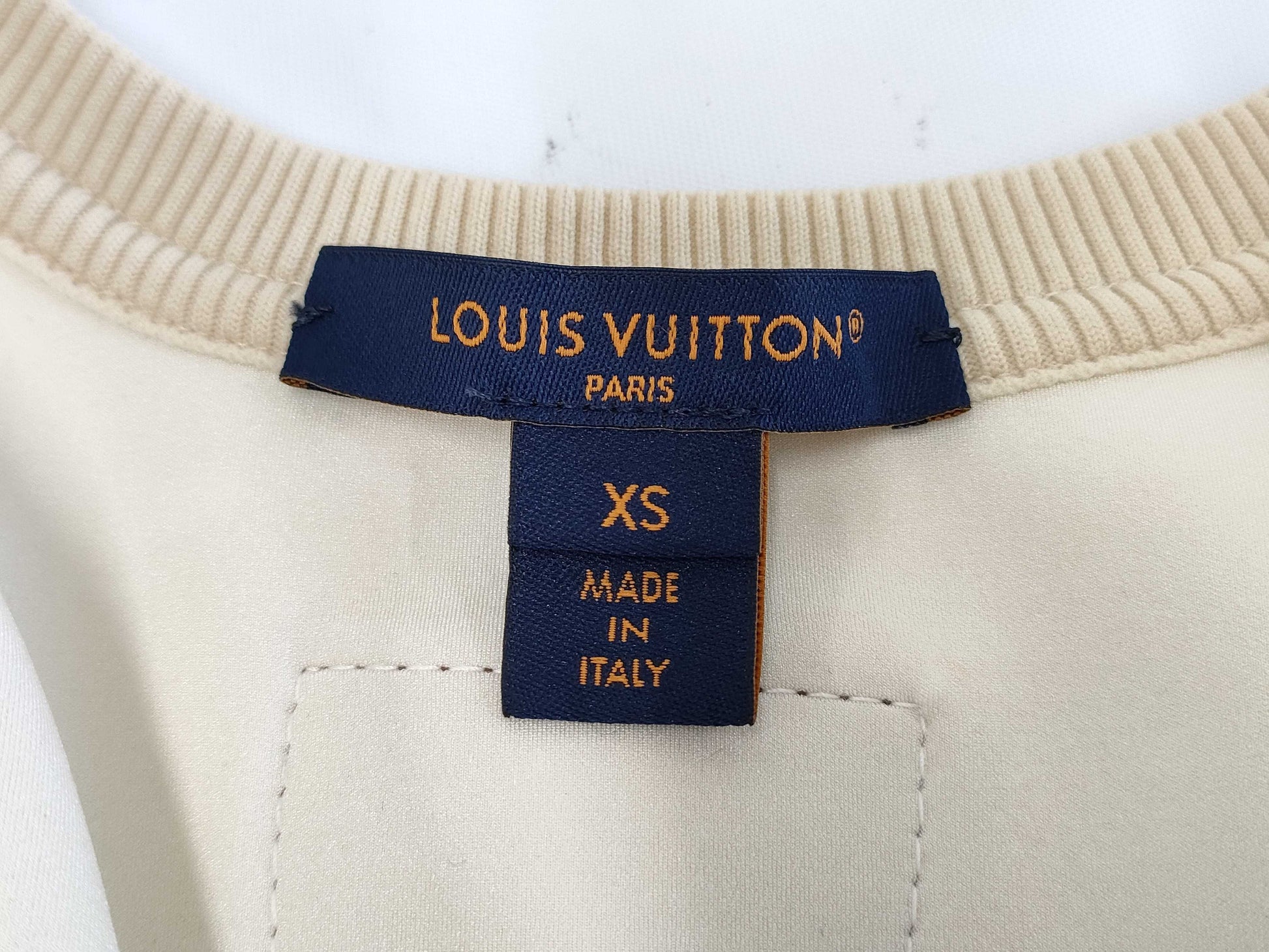 (10462_0009) LOUIS VUITTON 23 Year Old Zip-Up Sleeveless Cropped Top Beige Size XS Top