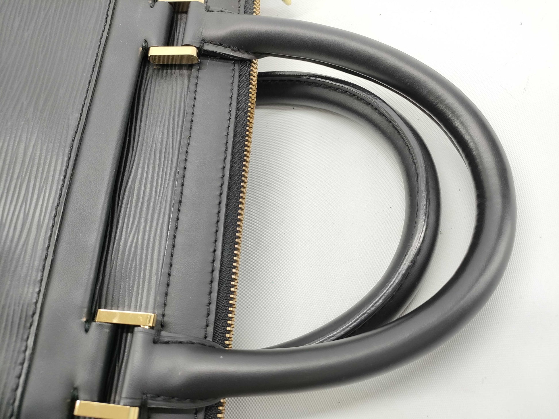 LOUIS VUITTON Epi Danura PM Handbag M58912 AR0093 Handbag