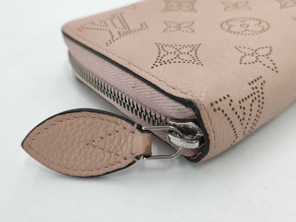 LOUIS VUITTON Mahina Zippy Wallet