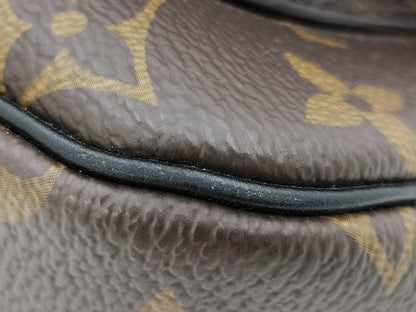 LOUIS VUITTON Monogram Passy M45592 RFID Shoulder Bag