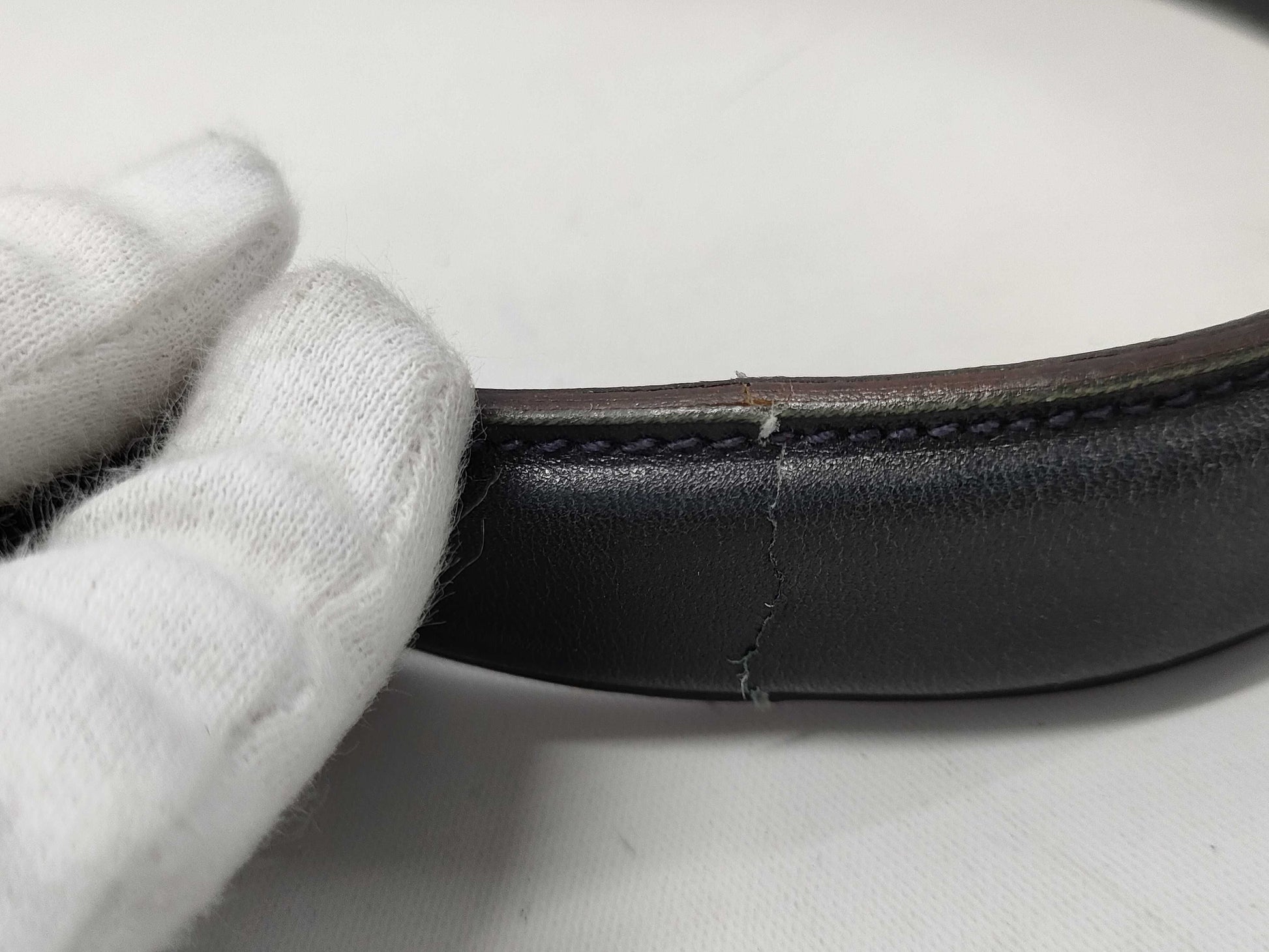 GUCCI Gucci Leather Hand Bag in Navy