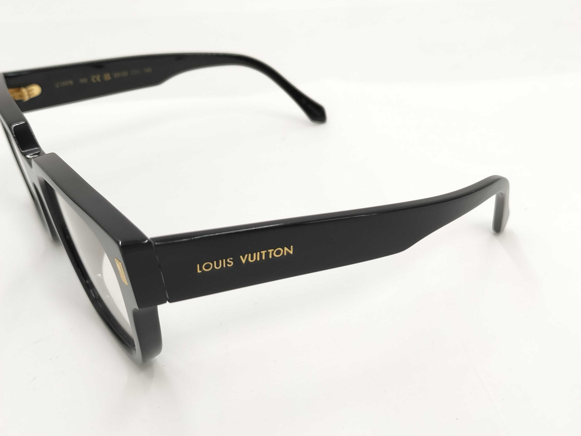 LOUIS VUITTON Z1597E Optical LV Escape Blu-ray Sunglasses Eyewear Sunglasses & Glasses