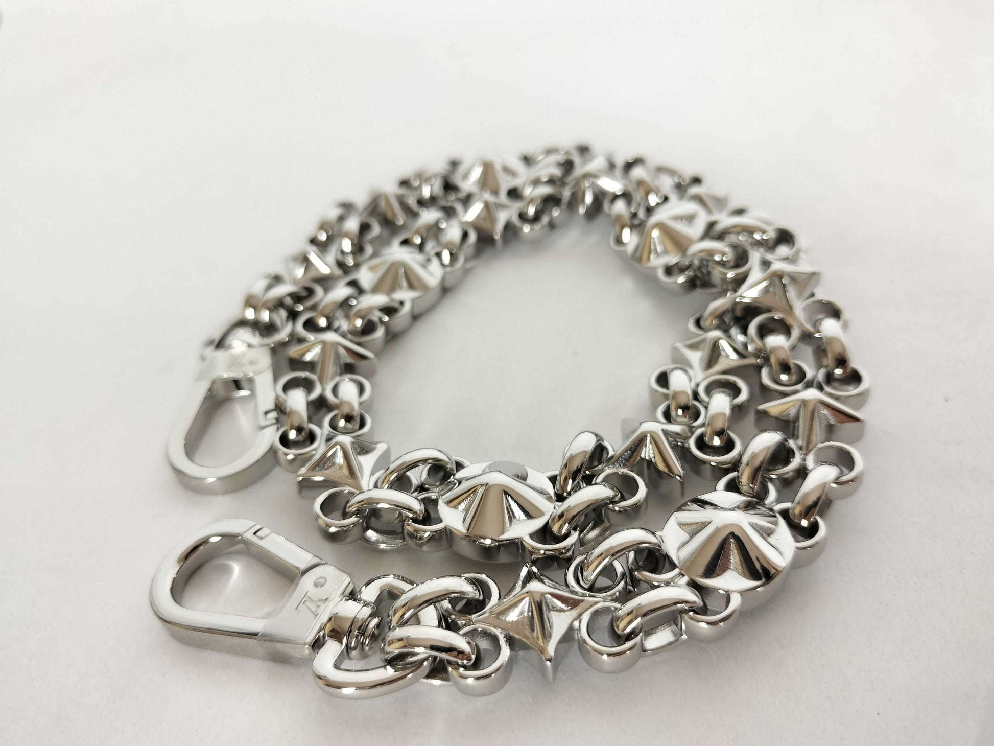 LOUIS VUITTON Louis Vuitton Dauphine Accessory Strap, Silver Stainless Steel with Silver Brass Hardware