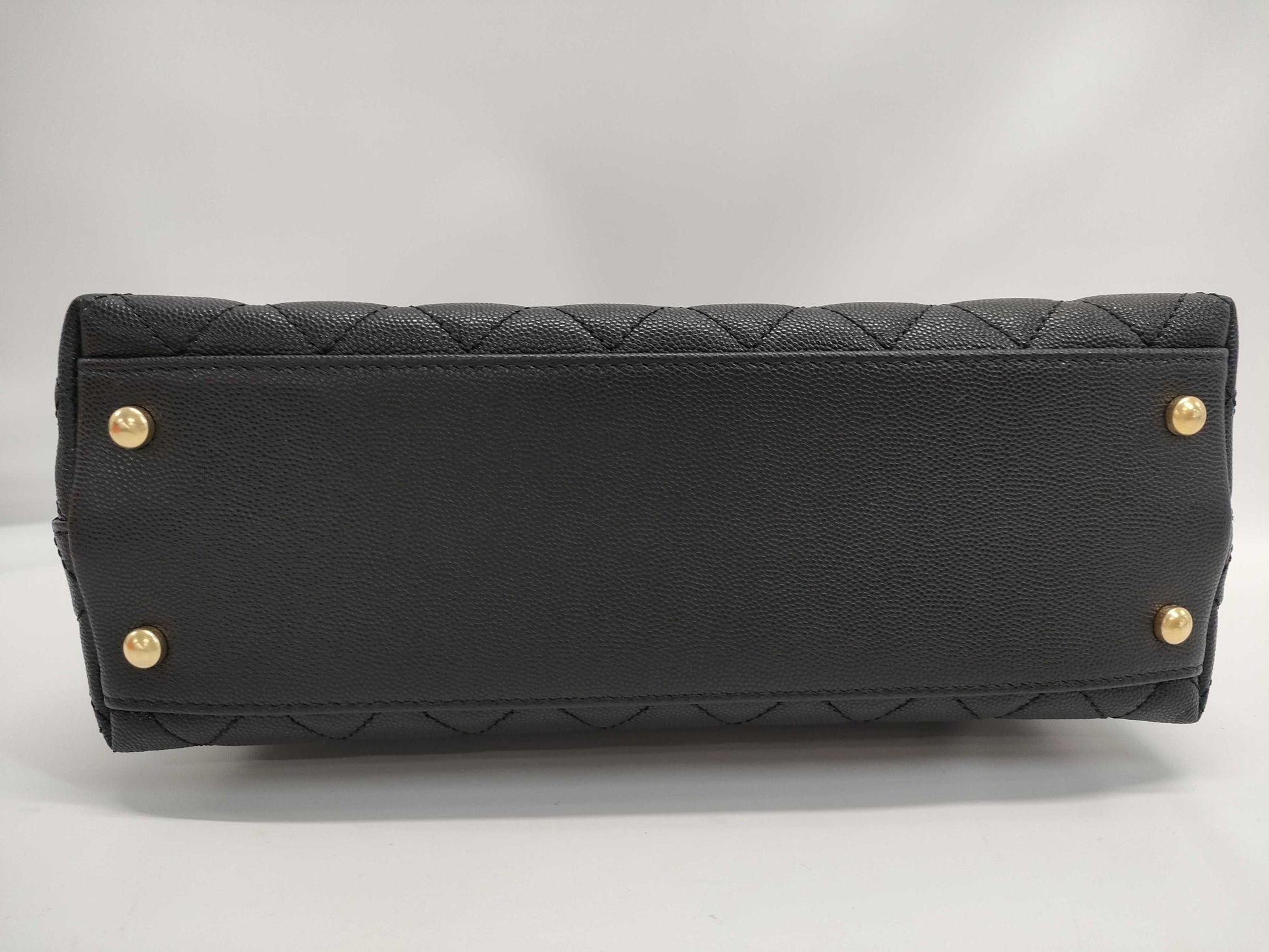 CHANEL Caviar Skin Coco Handle 29 Caviar/Black Handbag