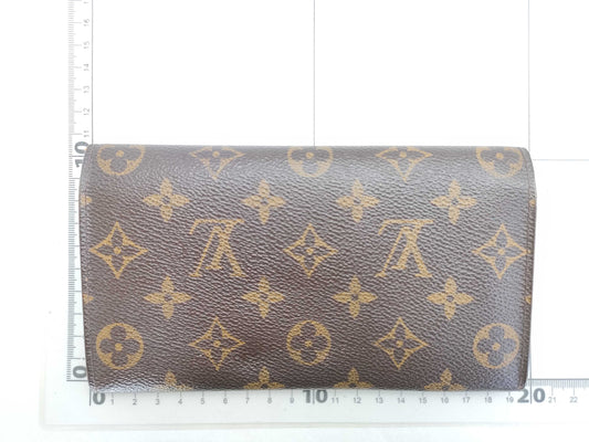 LOUIS VUITTON LOUIS VUITTON Monogram LV Monogram Porte Monnaie Credit Wallet M61725 TH0020