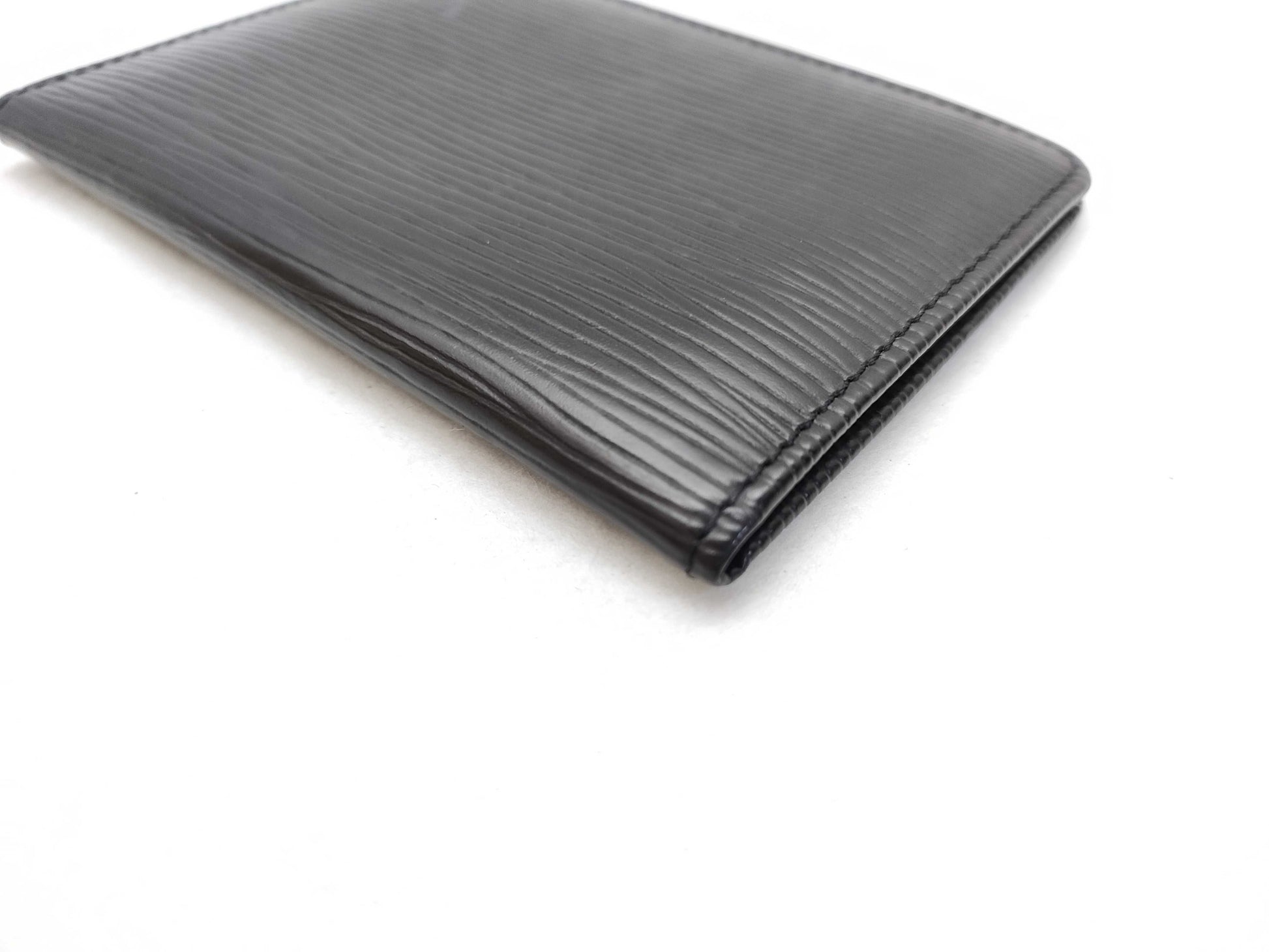 LOUIS VUITTON Epi Leather LV Taiga Porto 2 Carte Vertical M63202 LO1912 Card Case, Pass Case, Business Card Holder