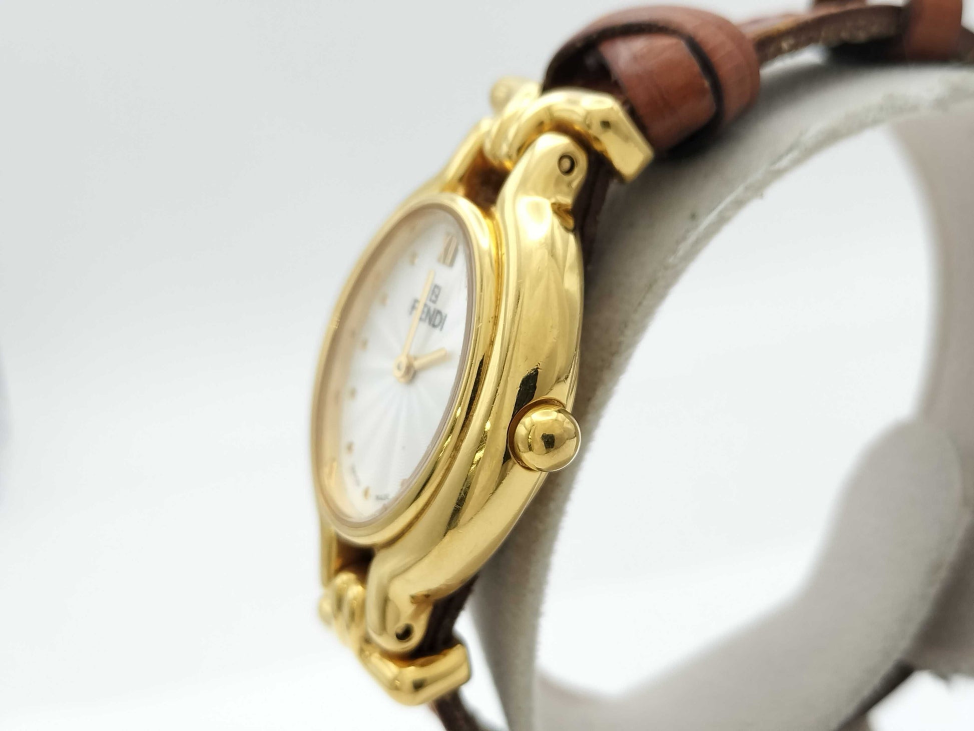FENDI 640L 069-448 Quartz Women's Watch 