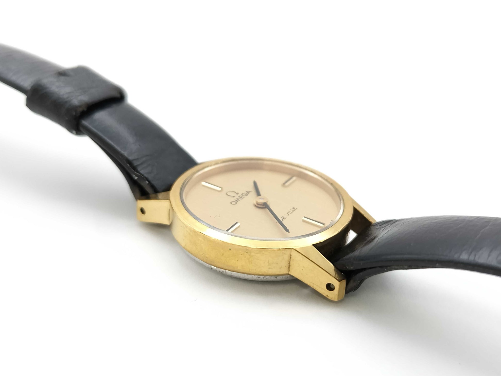 OMEGA De Ville Hand-Wound Women's Watch