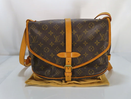 LOUIS VUITTON Monogram LV Monogram Saumur 30 M42256 MB0042 Shoulder Bag