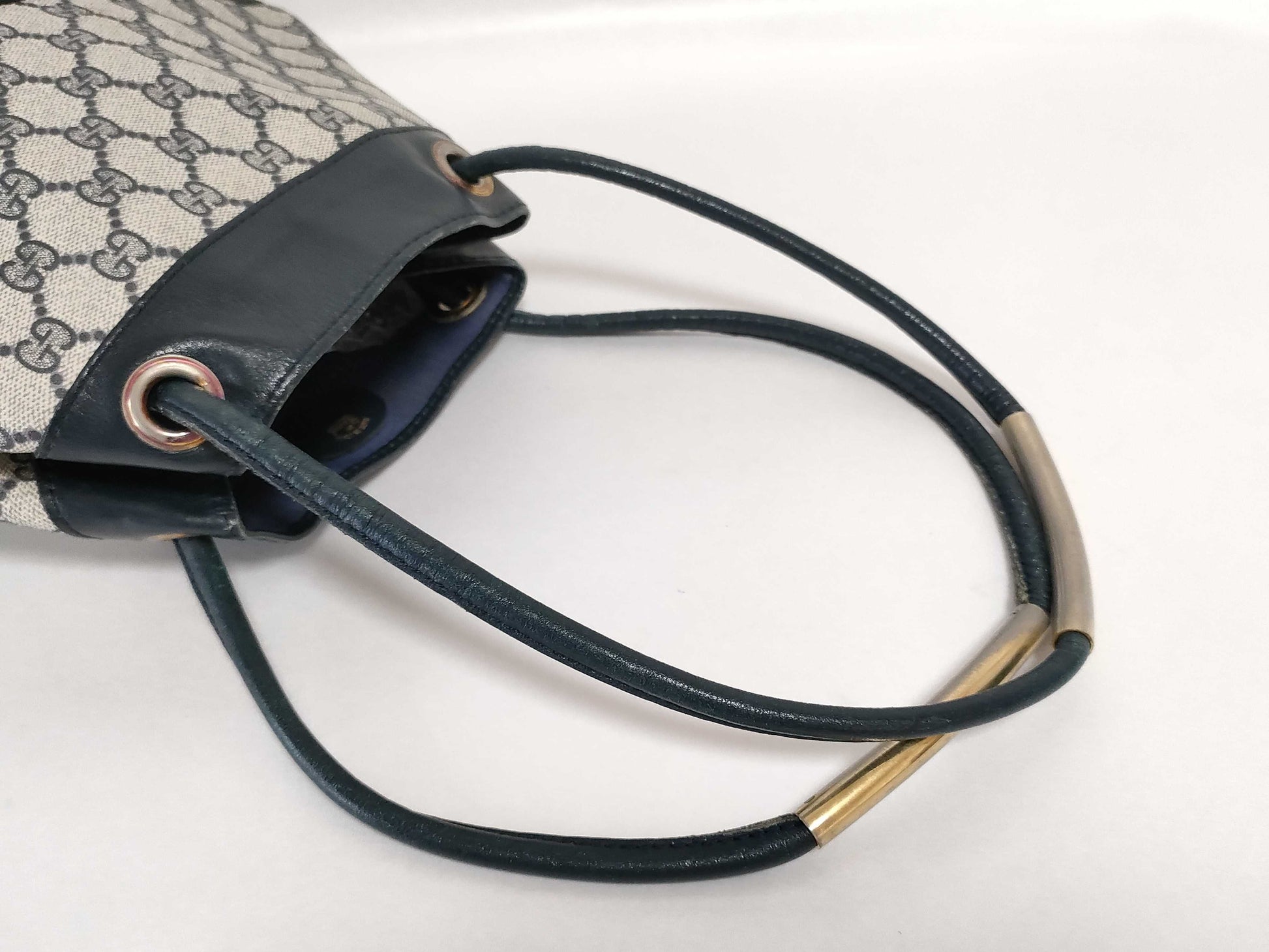 GUCCI GG Supreme Gucci Old Gucci GG Supreme Shoulder Bag Navy x Gray Shoulder Bag
