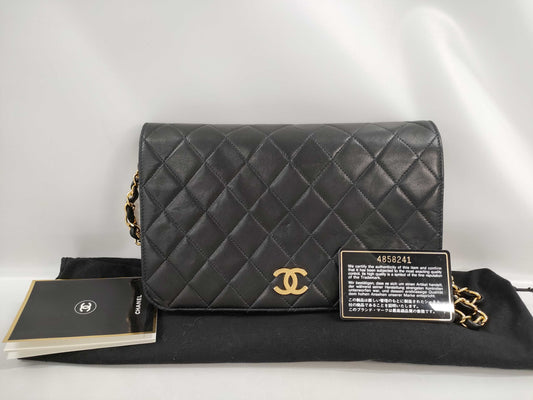CHANEL Matelasse Single Flap Lambskin Shoulder Bag