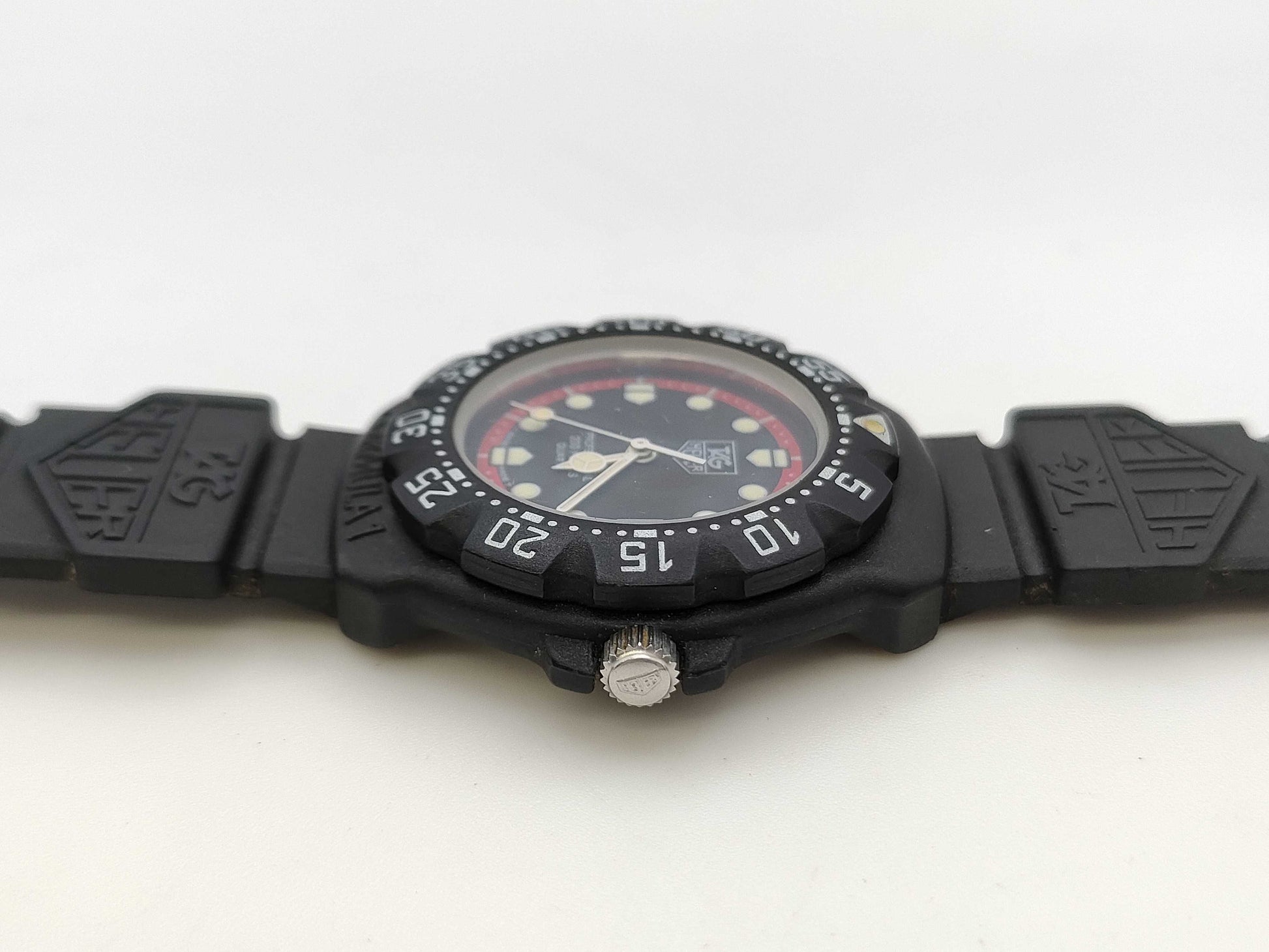 TAG Heuer Professional 383.513/1 Quartz Boys' Watch
