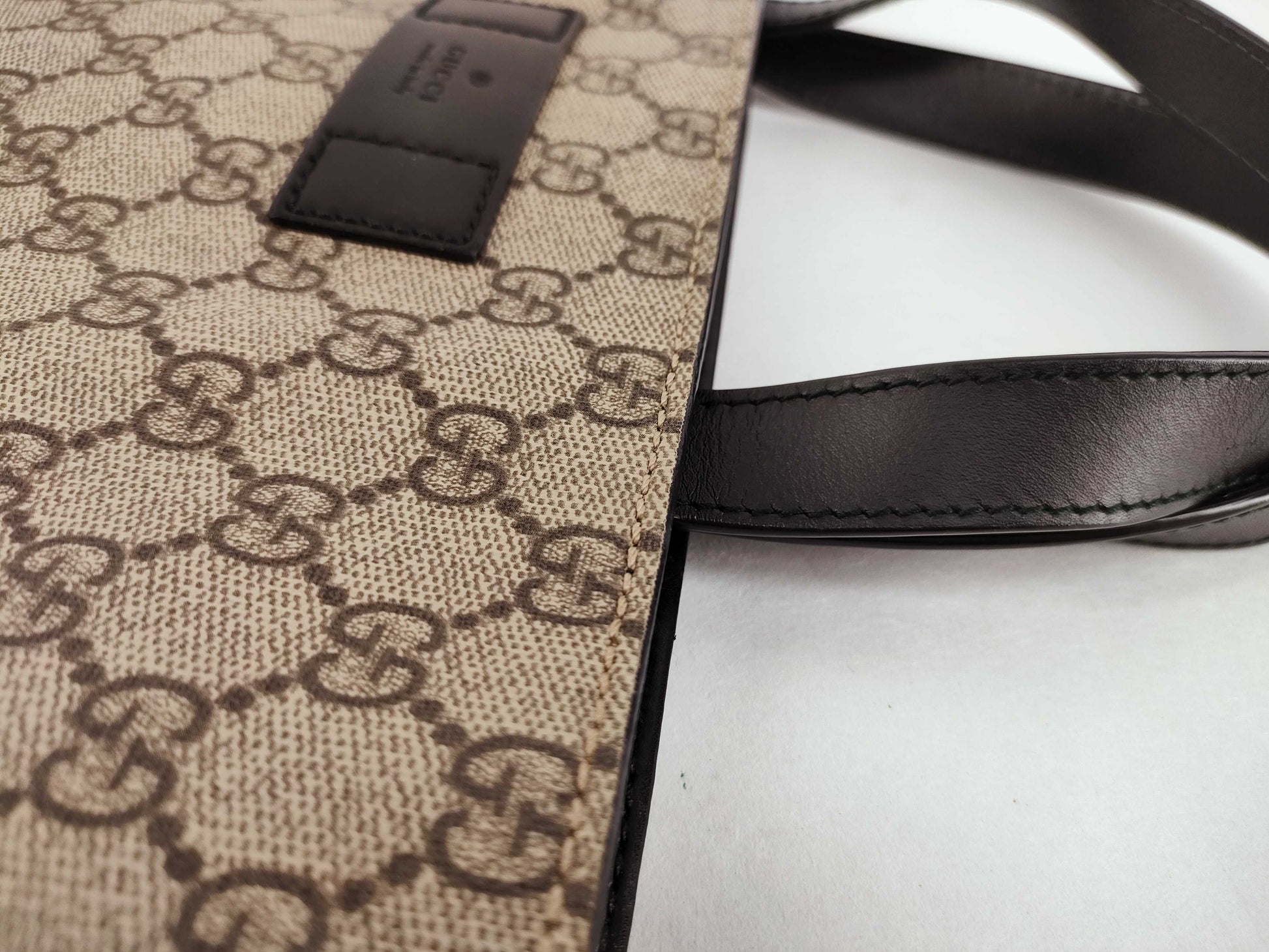 GUCCI GG Supreme Gucci Bag Sherry Line GG Supreme Tote Bag