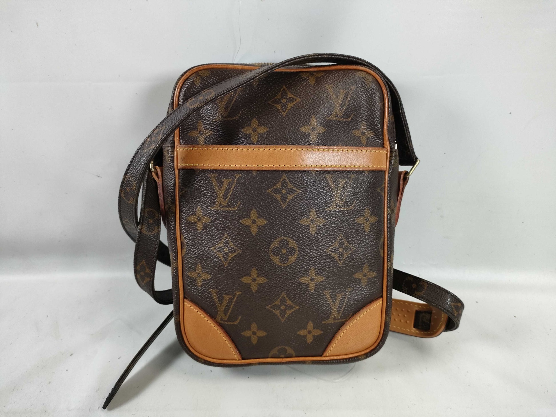 LOUIS VUITTON Monogram Danube M45266 AR0030 Shoulder Bag with Deterioration of the Outer Pocket