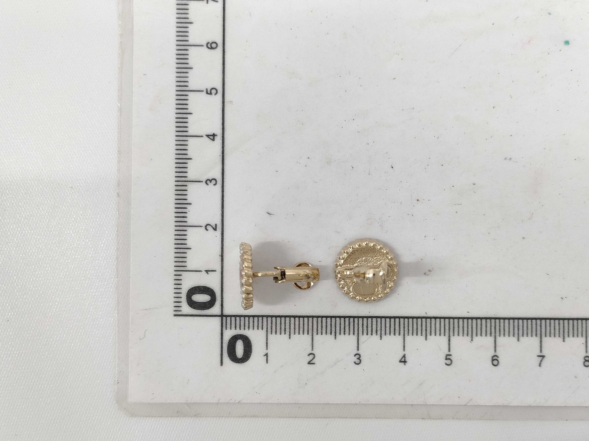 CHANEL 19C Coco Mark LA PAUSE F Pearl Round GP Earrings