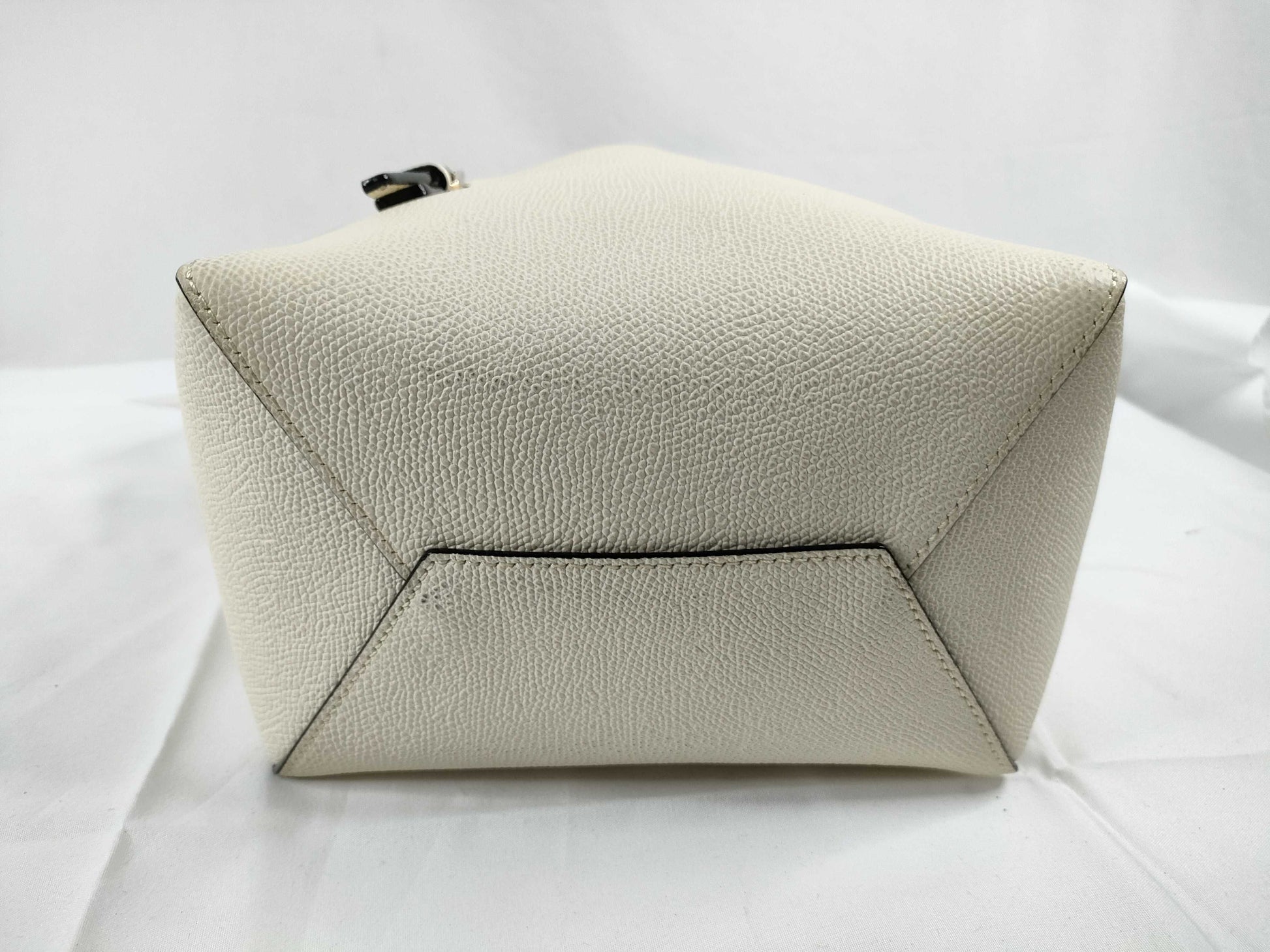 VALEXTRA Bucket Shoulder Bag Shoulder Bag