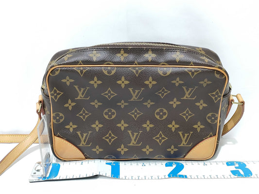 LOUIS VUITTON Monogram Trocadero Shoulder Bag M51274 SD0053