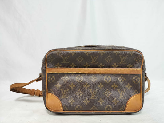 LOUIS VUITTON Monogram Trocadero Brown Shoulder Bag M51274