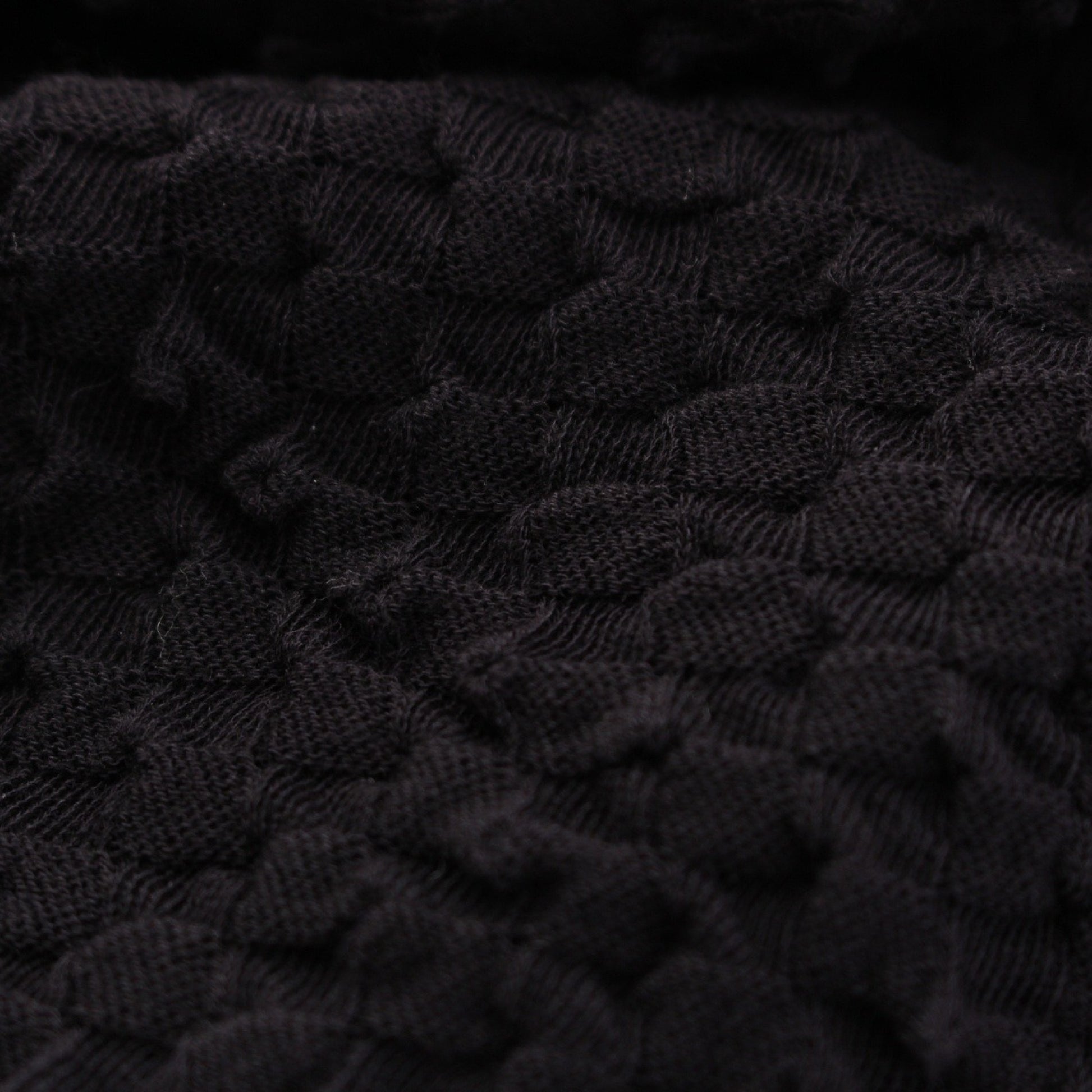 ISSEY MIYAKE ISSEY MIYAKE Heart Pattern Tank Top HA31JJ236 Black 2 Tops