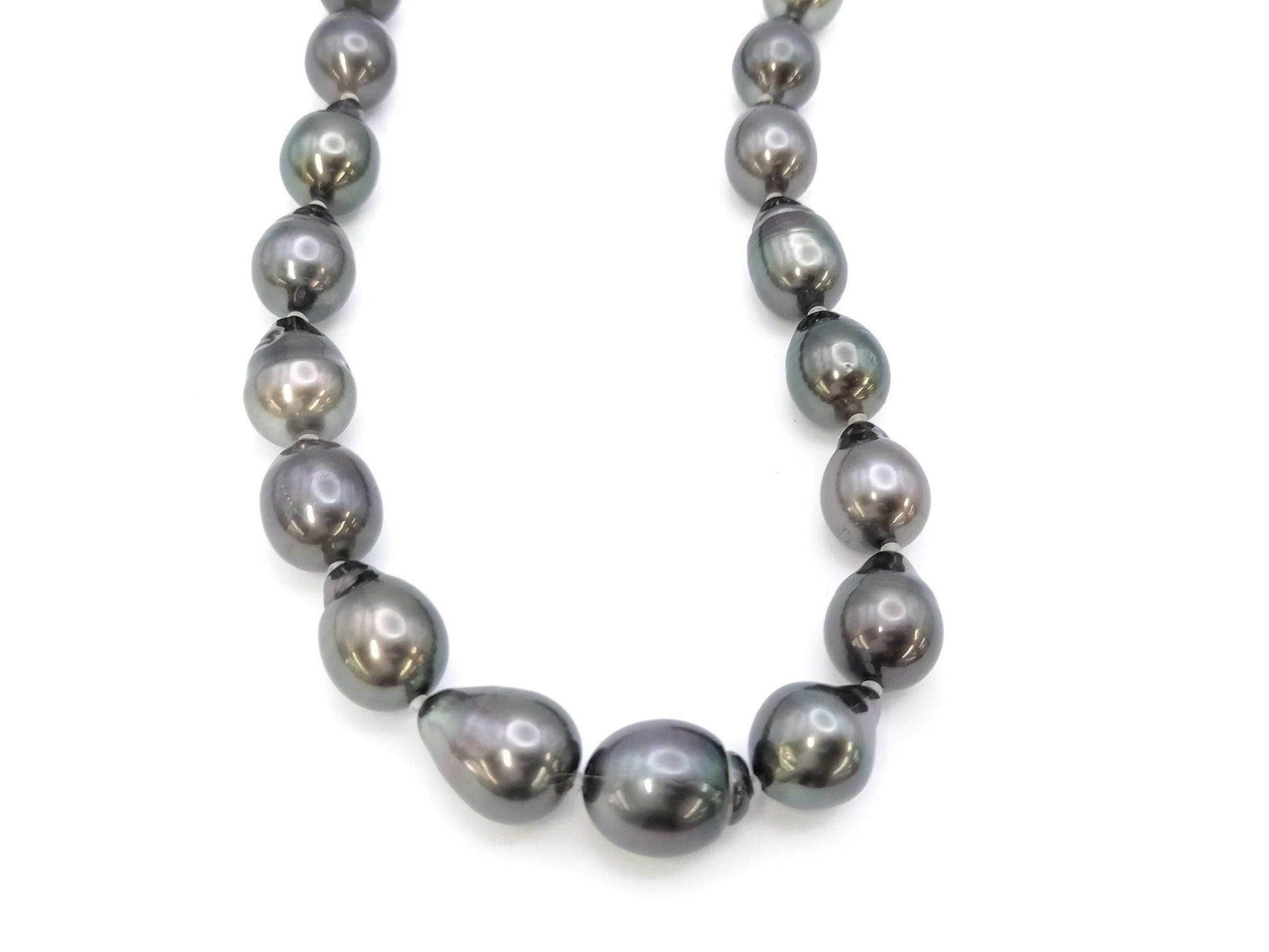 Semi-round pearl necklace, diameter approximately 8.1-11.7mm, sterling silver, 58.0g .