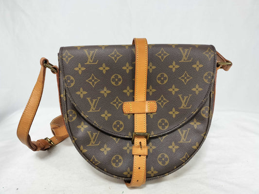 LOUIS VUITTON Monogram Chantilly GM Shoulder Bag