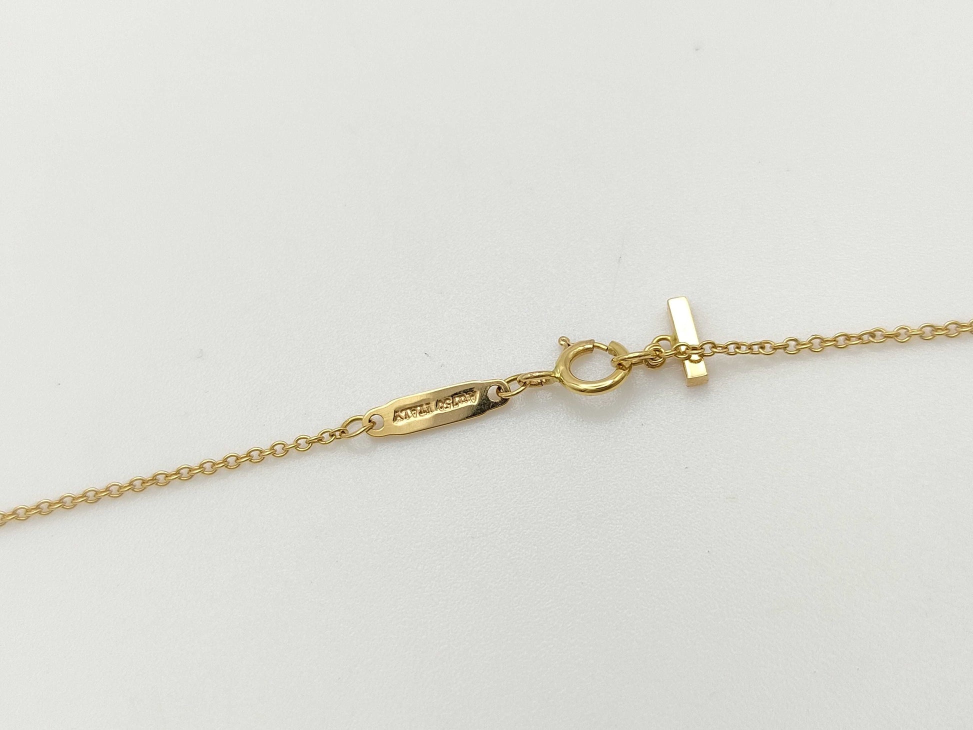 Tiffany & Co. T Smile Mini Diamond Necklace in Yellow Gold and Au750, 2.3g 