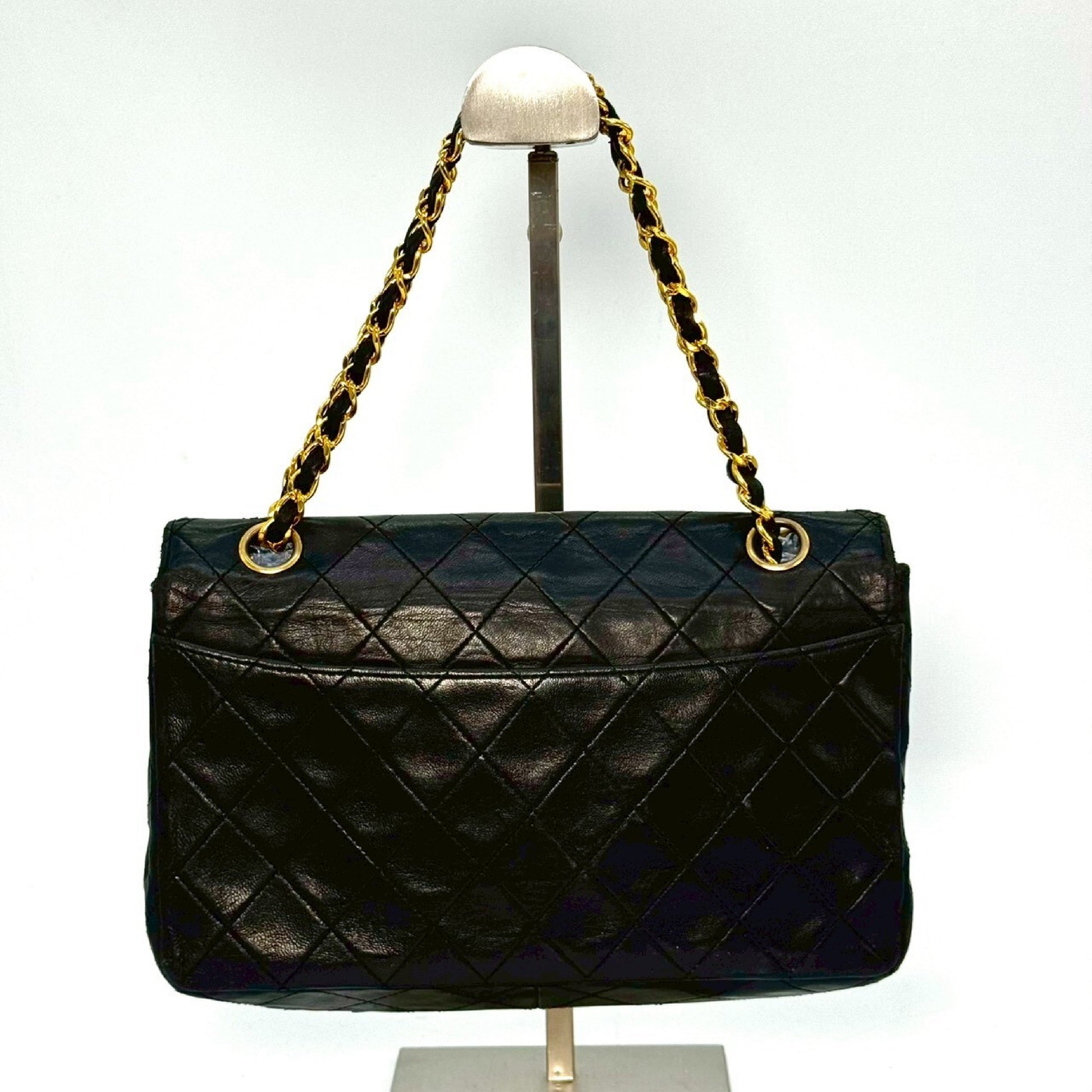 CHANEL Matelasse Lambskin Chain Shoulder Bag with Turnlock and Single Flap, Black, 1485545
