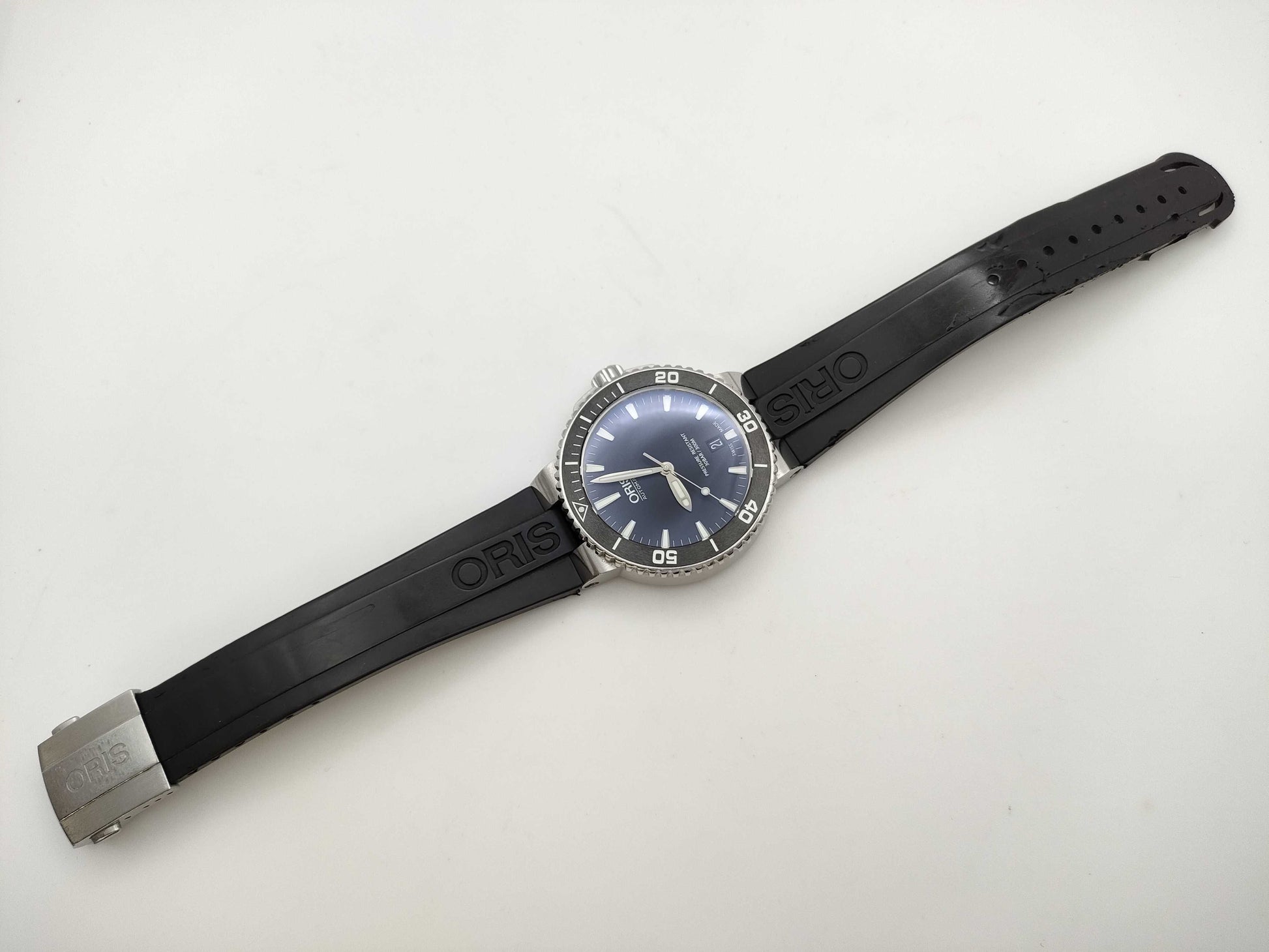 Oris Aquis 7676 32-93819 Automatic Men's Watch