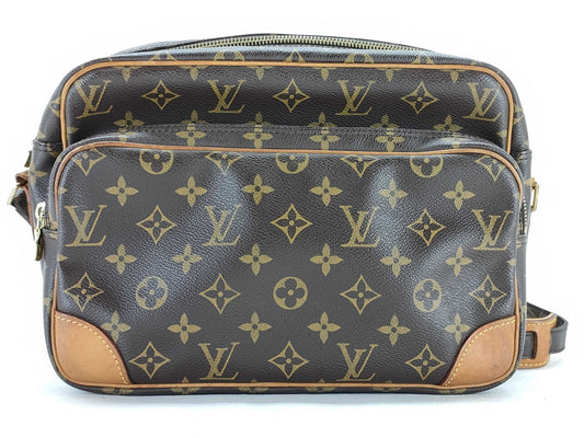LOUIS VUITTON Monogram Nile M45244 Monogram Non-sticky Shoulder Bag