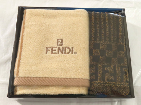 FENDI 1 face towel, 1 wash towel, other accessories