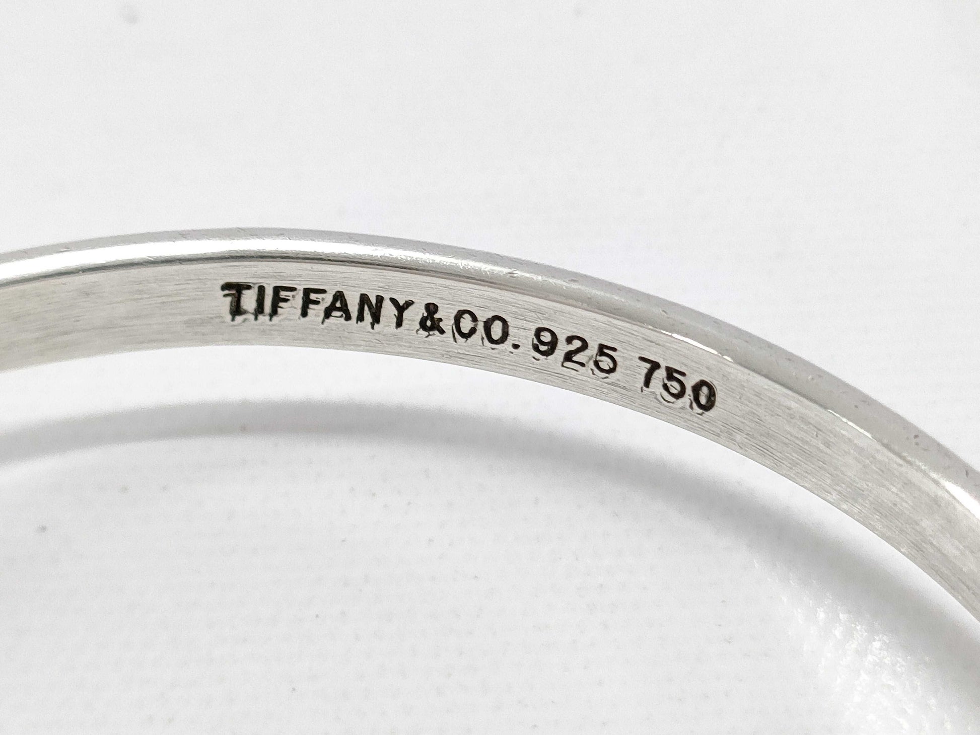 Tiffany & Co. TIFFANY Hook and Eye Bangle Bracelet, 925/750, 12.1g, Bracelet/Bangle
