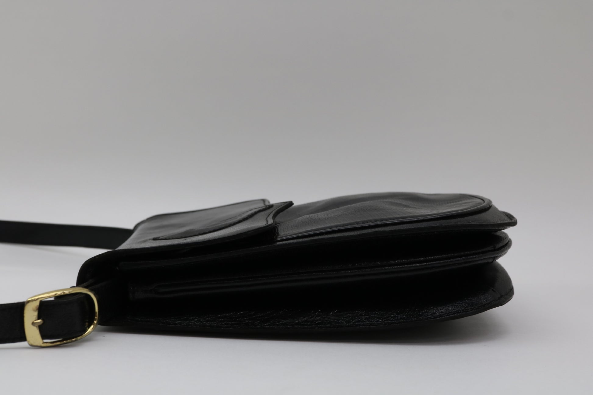 Yves Saint Laurent Lizard Shoulder Bag