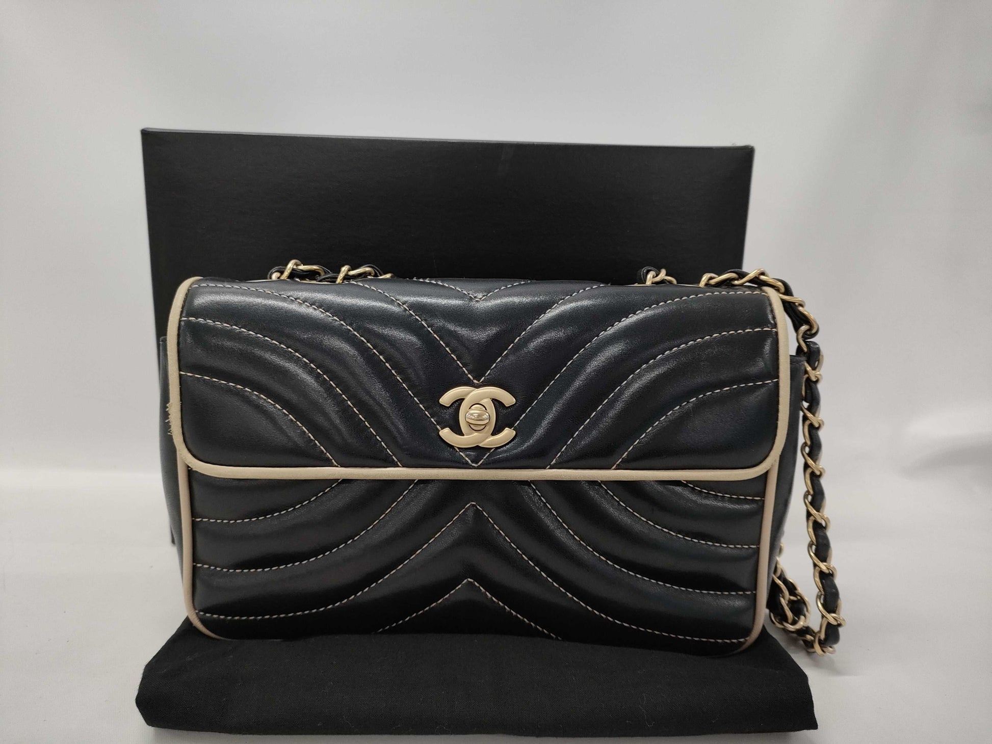 CHANEL Chain Shoulder Bag with V-Stitching, Lambskin, Black and Beige, GP Shoulder Bag