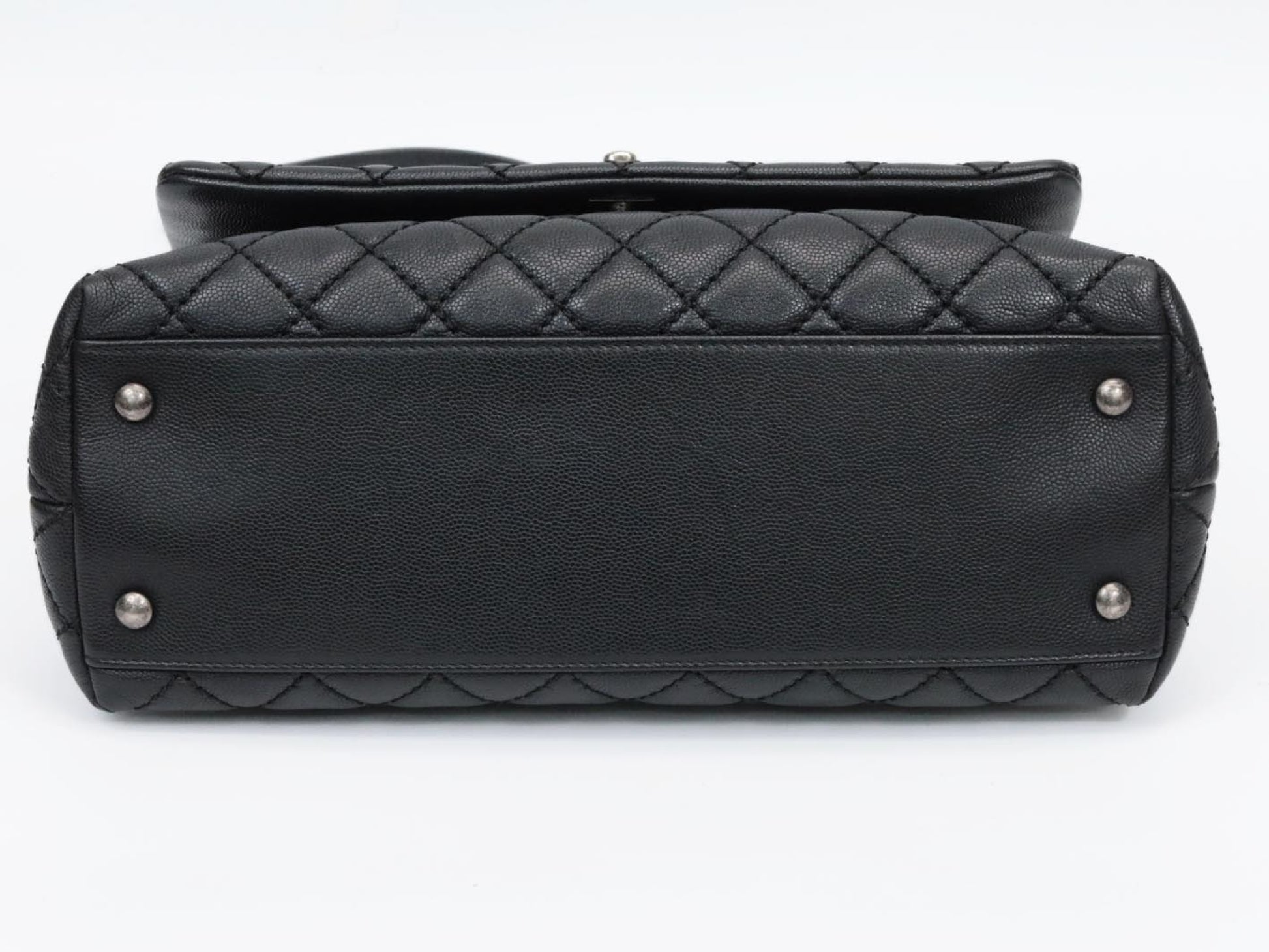 CHANEL Caviar Skin Coco Handle S 21 Series Shoulder Bag