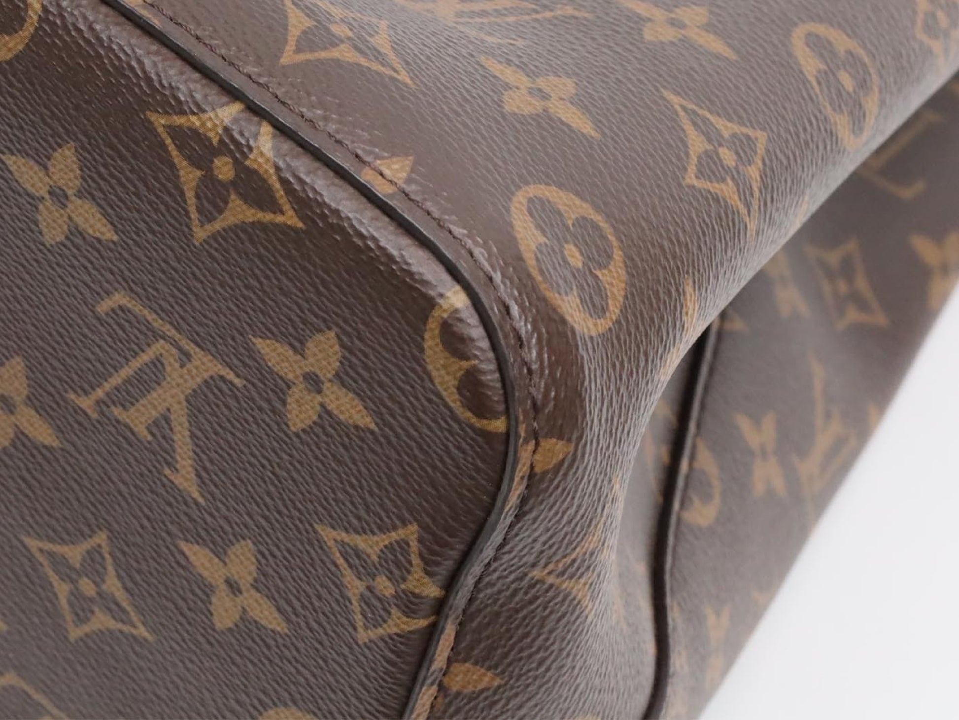 LOUIS VUITTON Monogram NeoNoe M44020 Brown RFID Verified Shoulder Bag