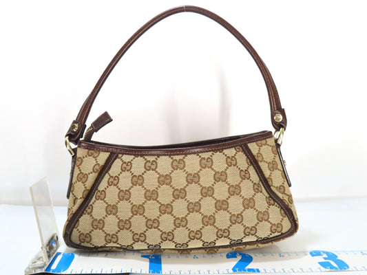 GUCCI GG Canvas Abbey Handbag One-Shoulder Accessory Pouch Pouch