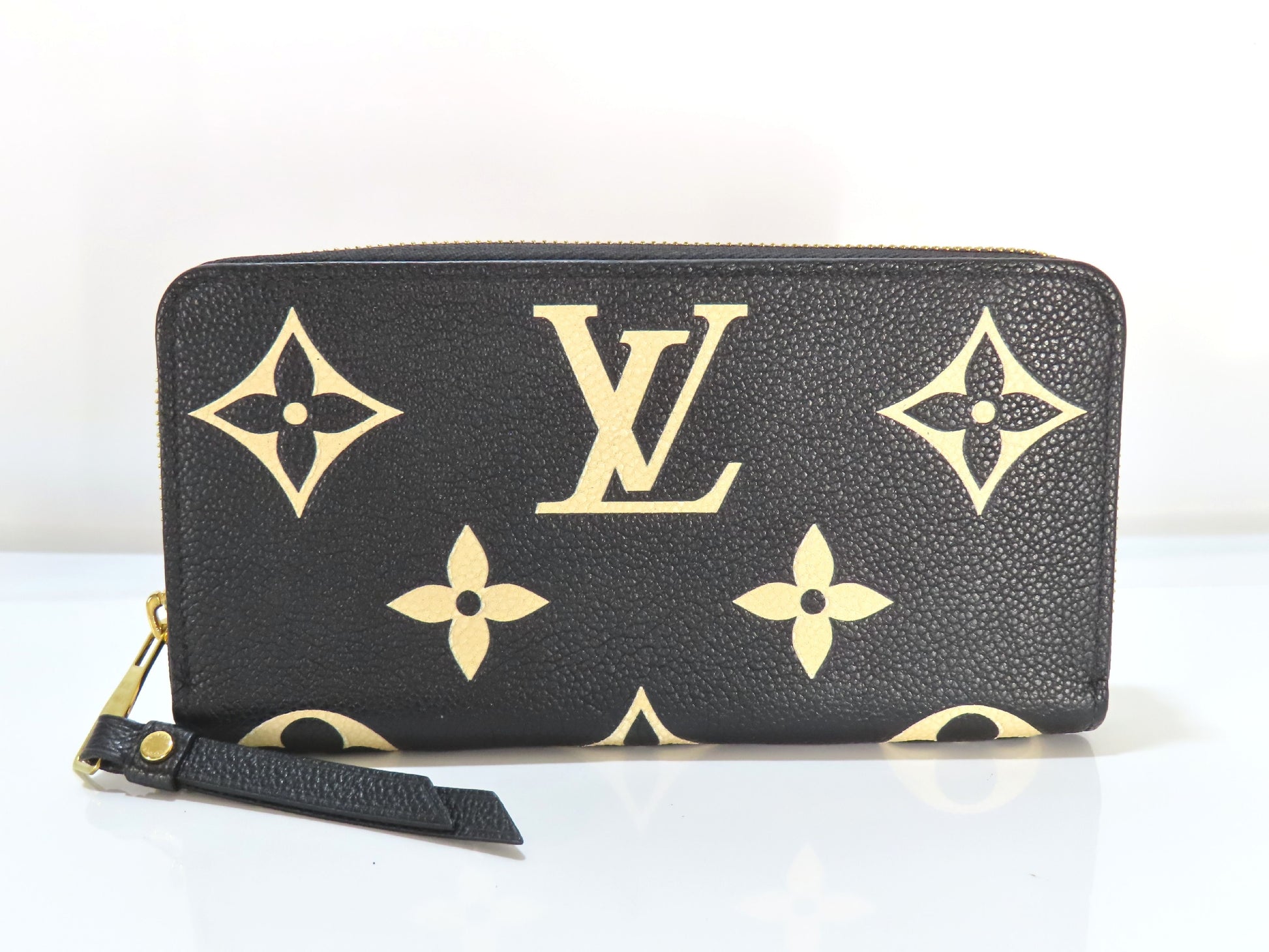 LOUIS VUITTON Monogram Empreinte Louis Vuitton Monogram Empreinte Zippy Wallet