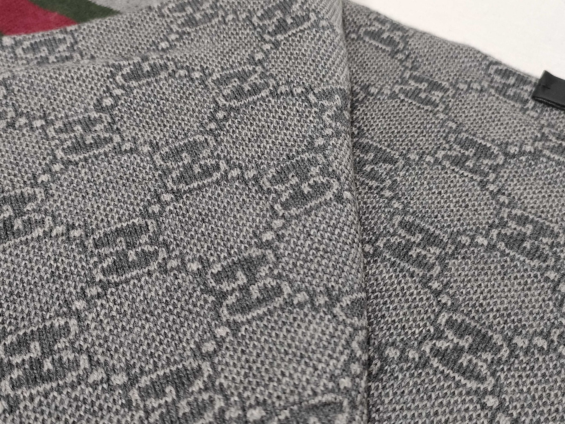 GUCCI Gucci scarf with box Other accessories