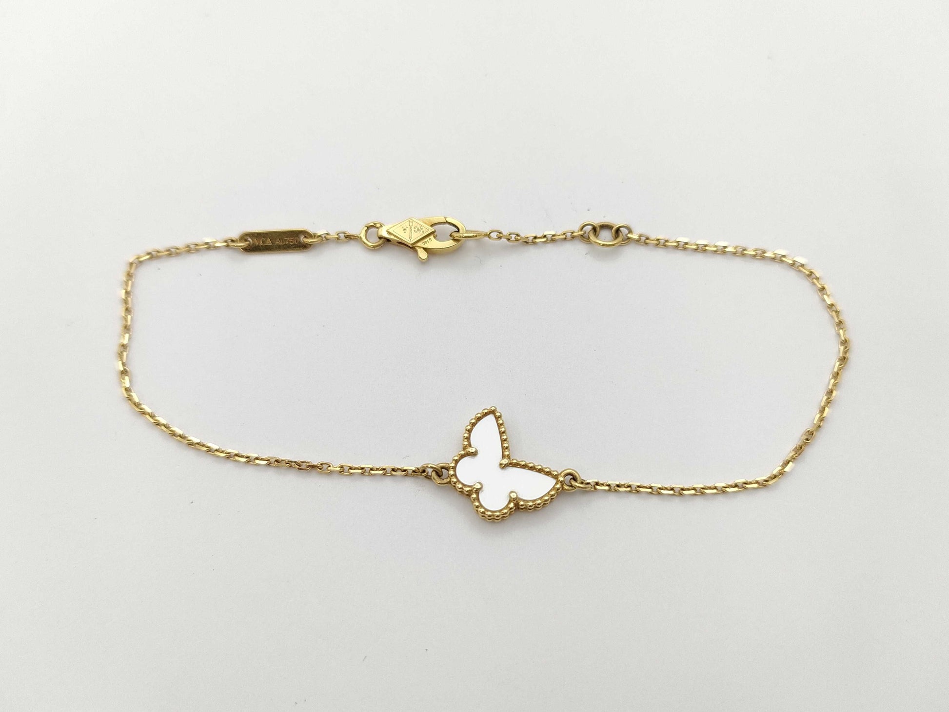 Van Cleef & Arpels Sweet Alhambra Papillon Mother-of-Pearl Yellow Gold Au750 2.0g Bracelet/Bangle 