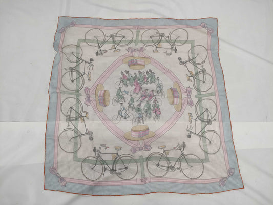 HERMES Carré 70 LES BECANES Scarf